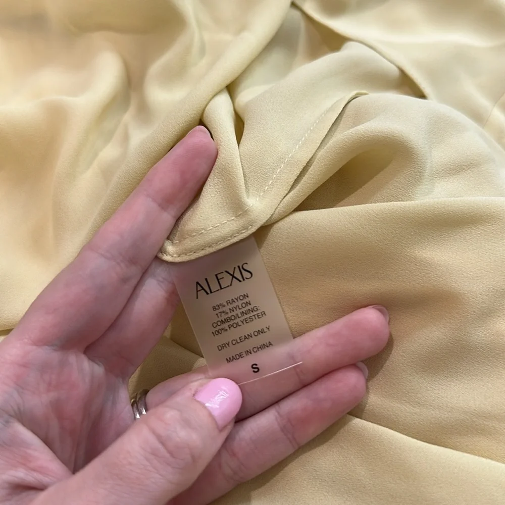 Alexis sunniva dress in yellow! NWT! Never worn, - Picture 6 of 6